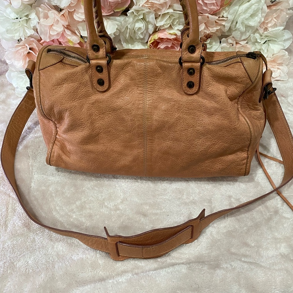 ***SOLD***Balenciaga Vieux Rose Twiggy Bag - Picture 2 of 9